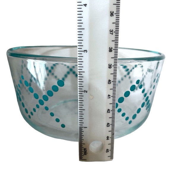 Pyrex Bowl 5.5” Diameter MCM Design Clear Glass Blue Dot Diamond Pattern - Picture 9 of 10